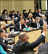 Die Mitglieder des Bundesrates whrend einer Abstimmung.  Bundesrat / Frank Bruer